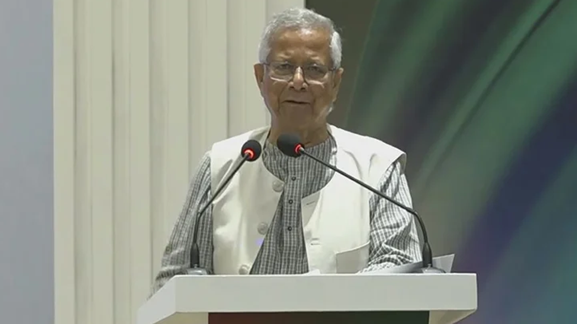 বাংলাদেশকে উৎপাদন কেন্দ্র বানাতে চীনা বিনিয়োগকারীদের আহ্বান ড. ইউনূসের