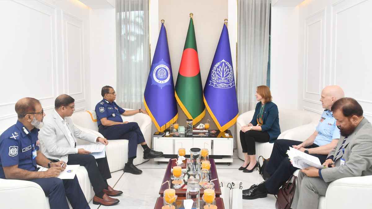 আইজিপির সাথে অস্ট্রেলিয়ান হাই কমিশনারের সাক্ষাৎ