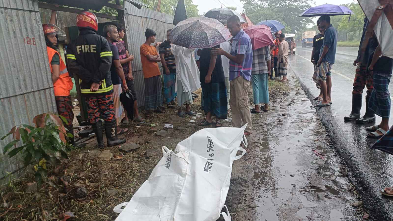 মিরসরাইয়ে লরিচাপায় প্রাণ গেল নার্সারি মালিকের