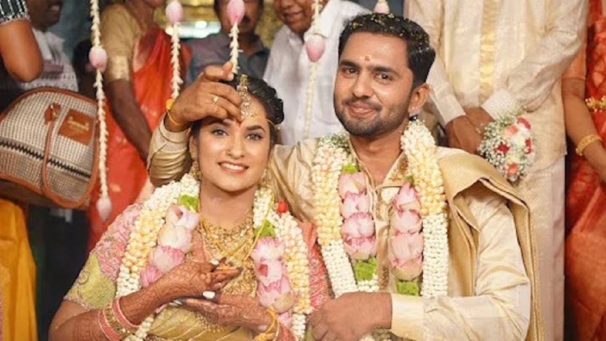 বড় গাড়ি, ৮০০ গ্রাম সোনাতেও চাহিদা মেটেনি শশুরবাড়ির! করুন পরিণতি নববধূর