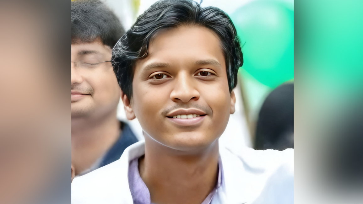 ঢামেক ছাত্রলীগের সভাপতিকে পুলিশে ধরিয়ে দিল ছাত্রদল