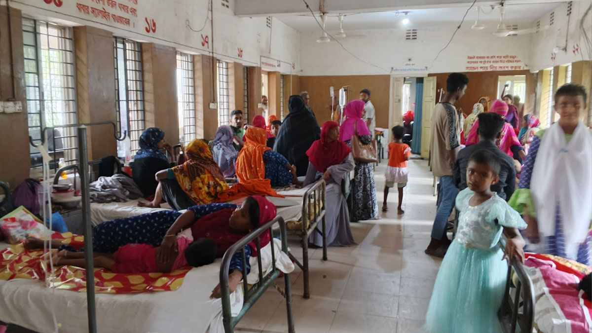 নাটোরে হঠাৎ ডায়রিয়া আক্রান্ত শতাধিক রোগী হাসপাতালে ভর্তি