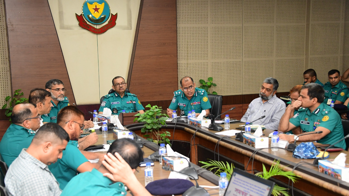 হাসিলের বাইরে অতিরিক্ত অর্থ আদায় করা যাবে না: ডিএমপি কমিশনার