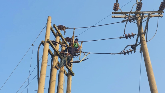 নড়াইলে আন্ডারগ্রাউন্ড বিদ্যুৎ ক্যাবল চুরি, ভোগান্তি চরমে