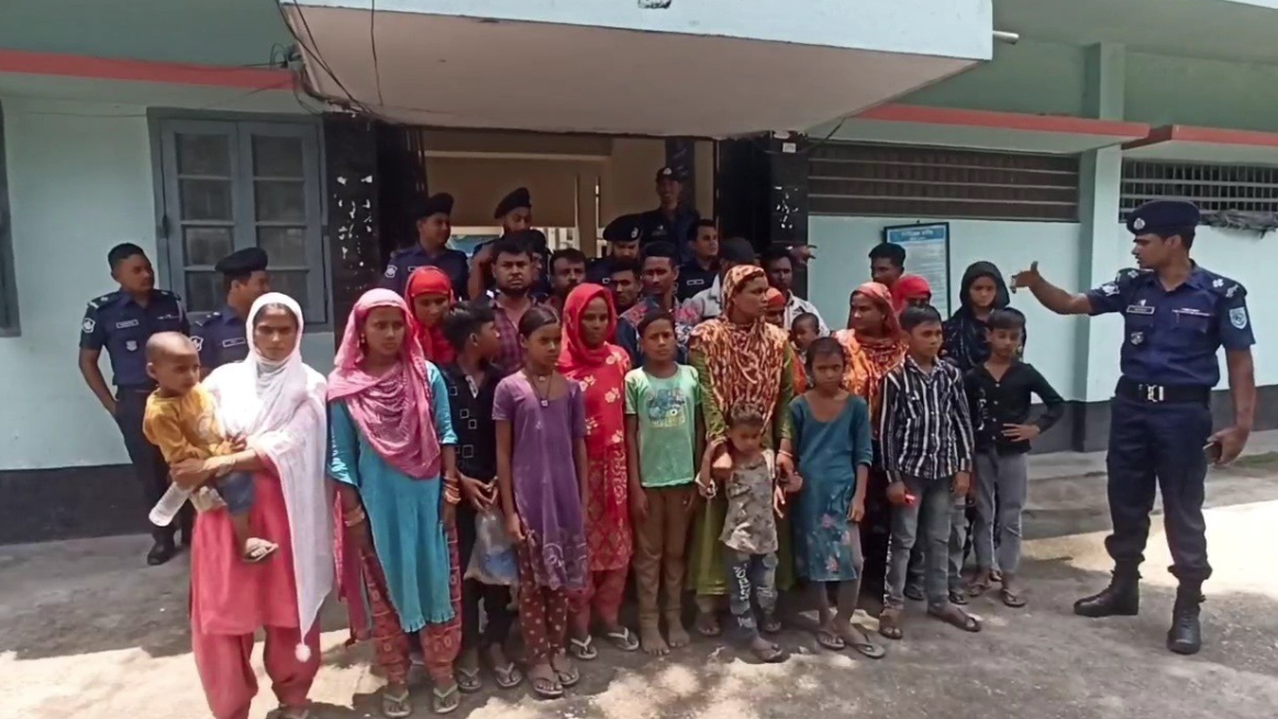 পঞ্চগড় সীমান্ত দিয়ে আবারও ২৬ বাংলাদেশিকে পুশইন