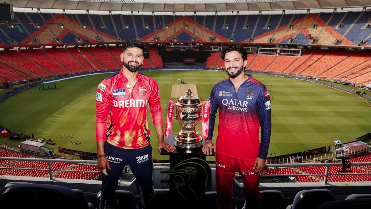 আইপিএল ফাইনালে আরসিবির বিপক্ষে বোলিংয়ে পাঞ্জাব