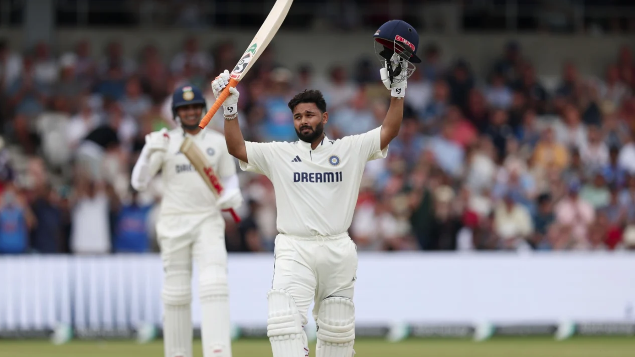 ইংল্যান্ডে সেঞ্চুরি করে ধোনিকে টপকে গেলেন পন্ত