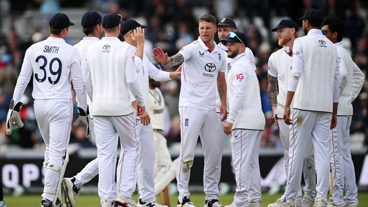 শেষ দিনে রোমাঞ্চের অপেক্ষায় ক্রিকেটবিশ্ব, জয়ে চোখ ইংল্যান্ডের