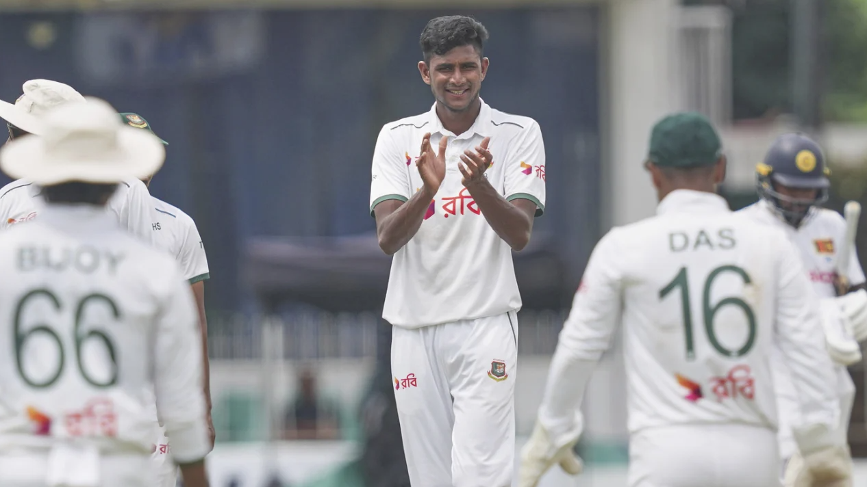 মধ্যাহ্নবিরতির আগে লঙ্কানদের ৪ উইকেট নিল বাংলাদেশ