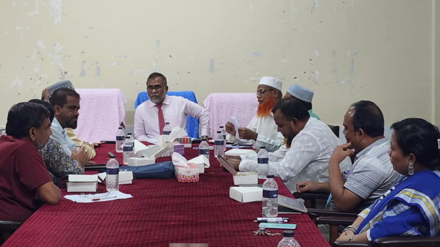 ইবিতে সেশন জট নিরসনে শিক্ষকদের সঙ্গে ভিসির মতবিনিময়