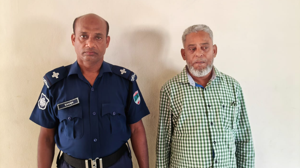 বেনাপোলে আওয়ামী লীগ নেতা আটক