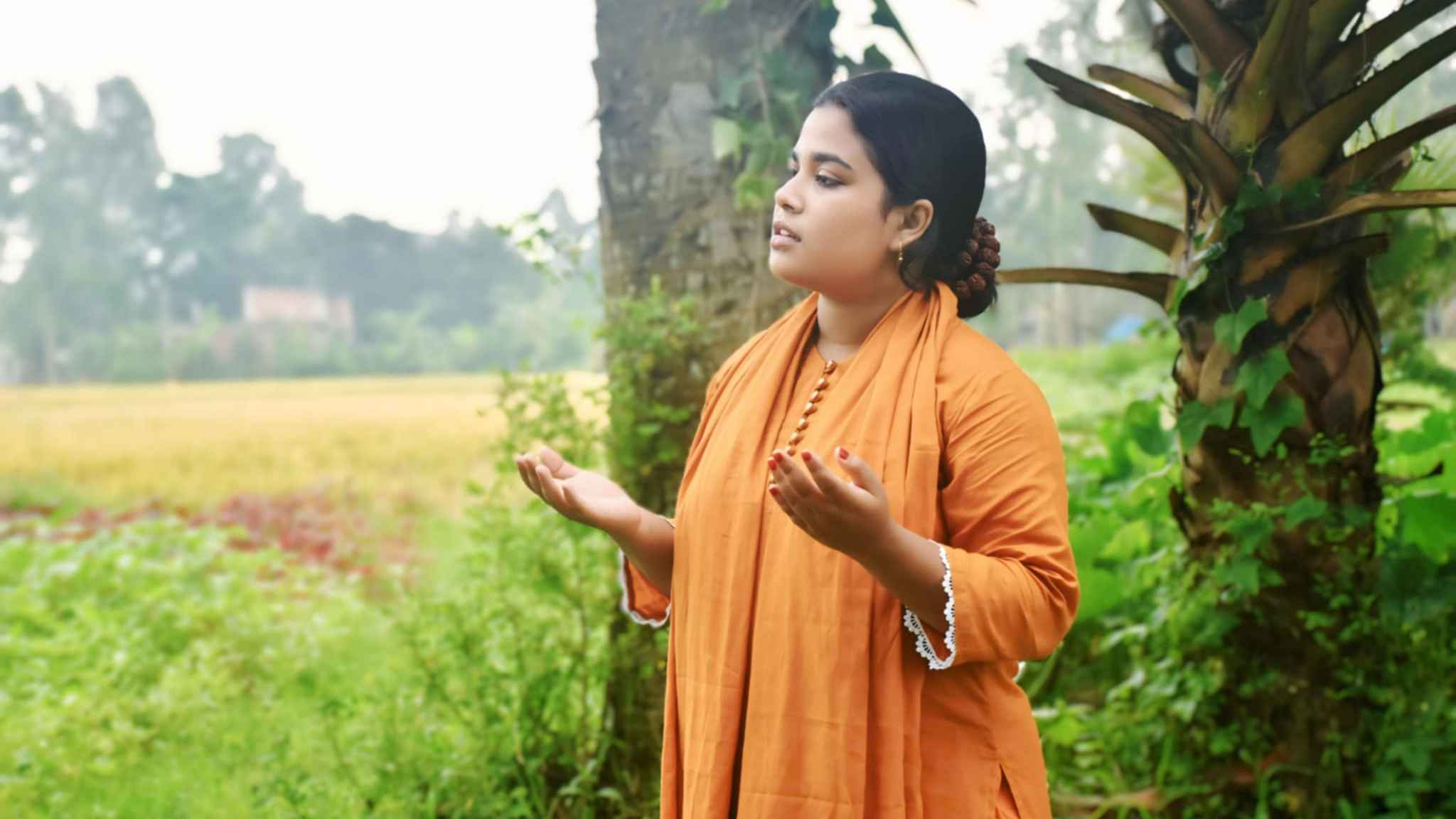 পায়েলের নতুন গান ‘চিতায় পুড়ে সাধের দেহ’