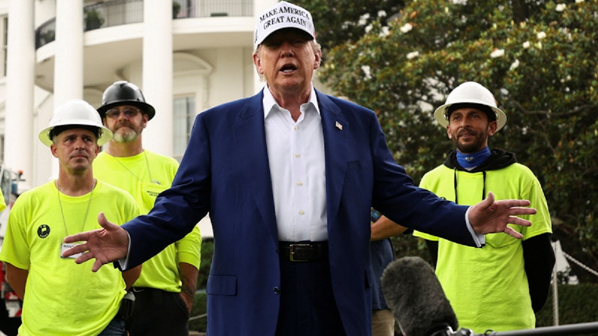 ‘কেউ জানে না আমি কী করতে যাচ্ছি’, ইরানে হামলা বিষয়ে ট্রাম্প