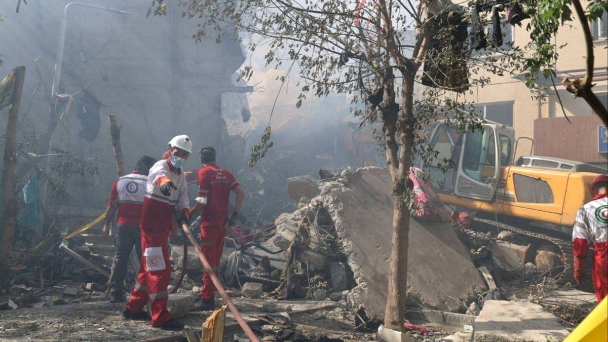 ইরানে ইসরায়েলি হামলায় ১১দিনে নিহত ৫০০