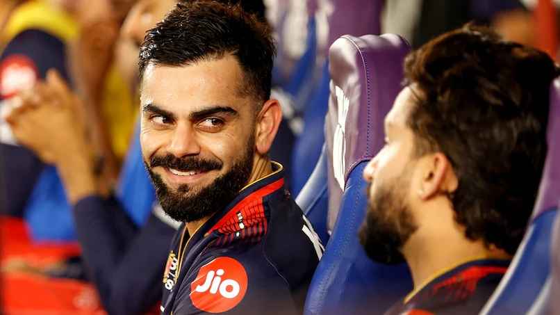 এবার কোহলির বিরুদ্ধে থানায় অভিযোগ দায়ের