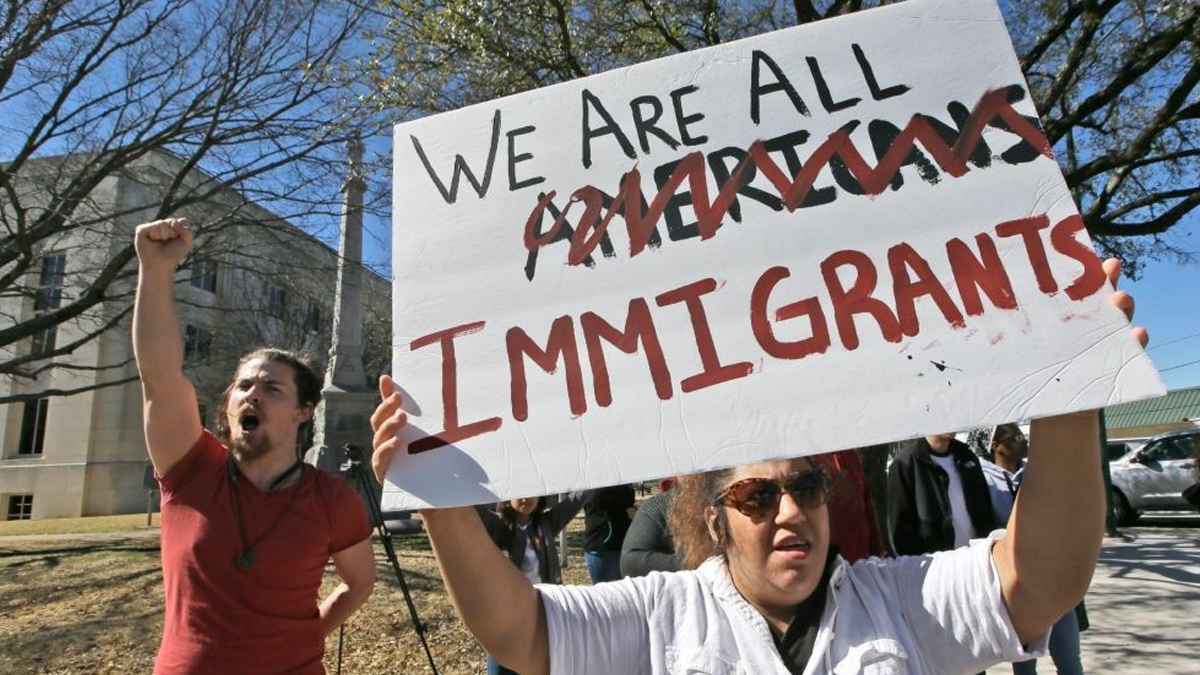 যুক্তরাষ্ট্রের ১৫ শহরে বিক্ষোভ ছড়িয়ে পড়েছে