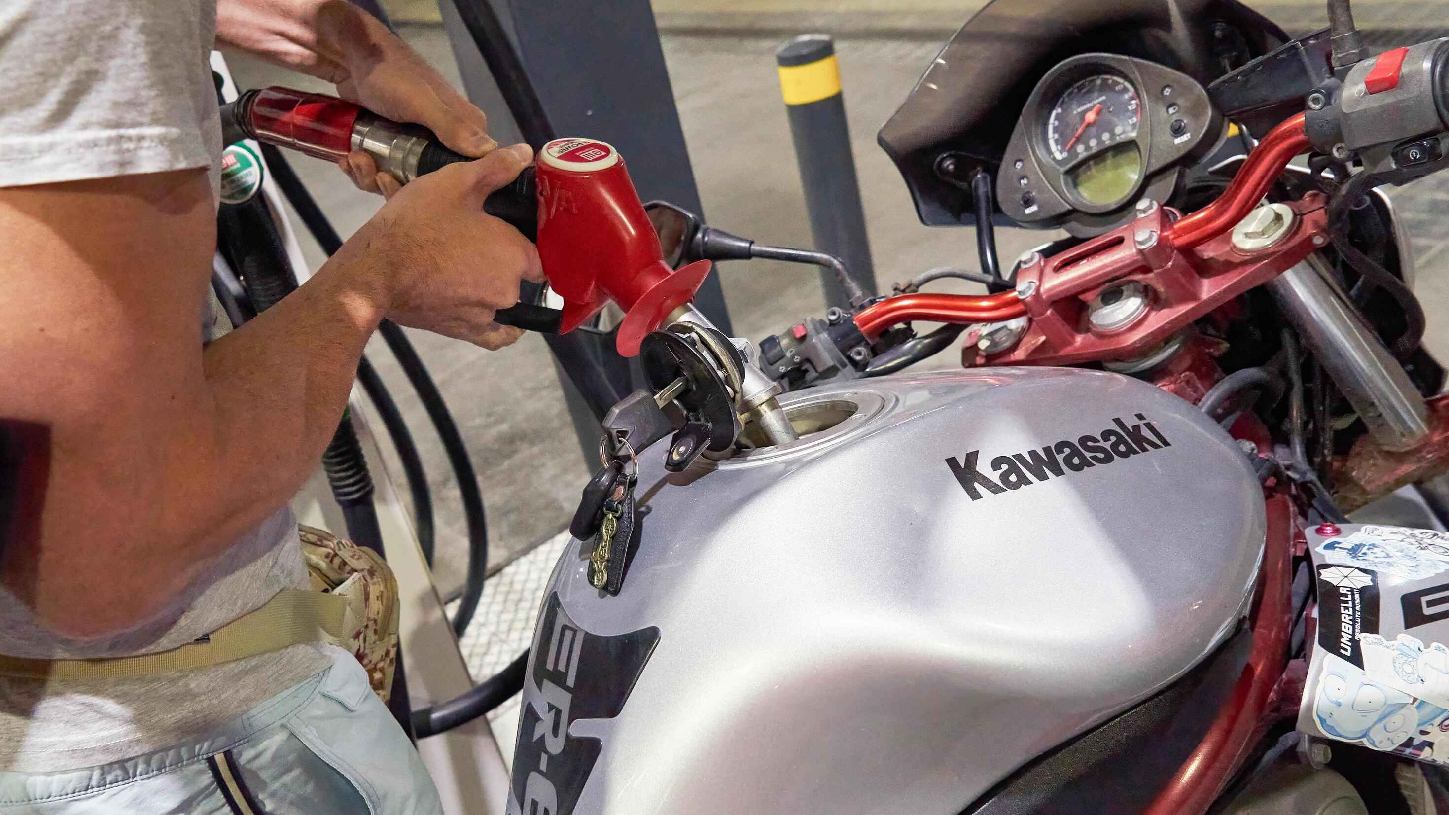 motorcycle fuel tank