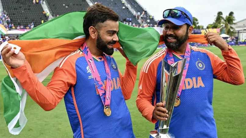 কোহলি যেভাবে বিশ্বকাপ ফাইনালে সাজঘরে স্বস্তি এনেছিলেন, জানালেন রোহিত