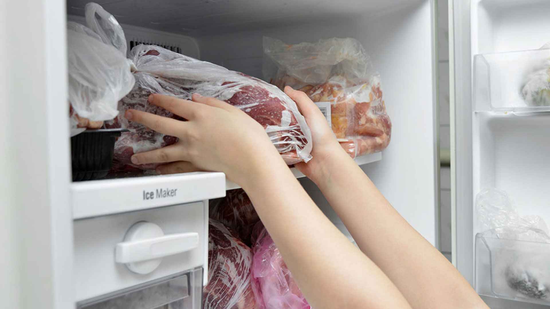 cleaning deep freezer