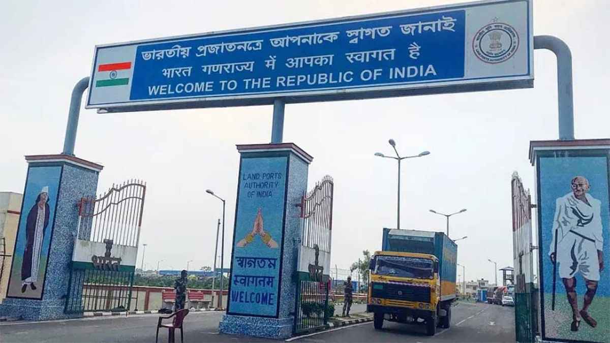 ভারতের নতুন নিষেধাজ্ঞা, বাংলাদেশের রফতানিতে কতটা প্রভাব পড়ছে?