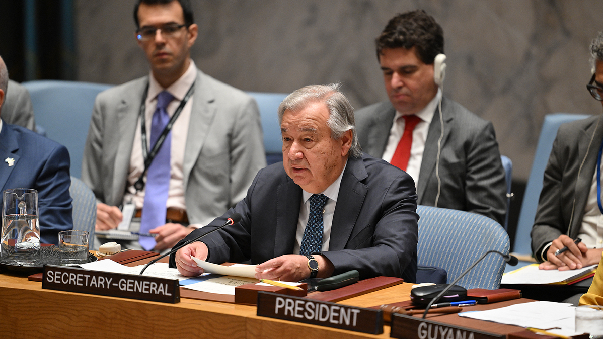 ইসরায়েল-ইরান সংঘাতে বিশ্ব ‘দ্রুত গতিতে’ সংকটের দিকে এগোচ্ছে: গুতেরেস