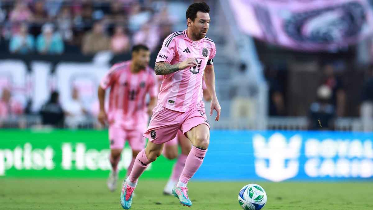 পয়েন্ট হারিয়ে ক্লাব বিশ্বকাপ শুরু মেসির মিয়ামির