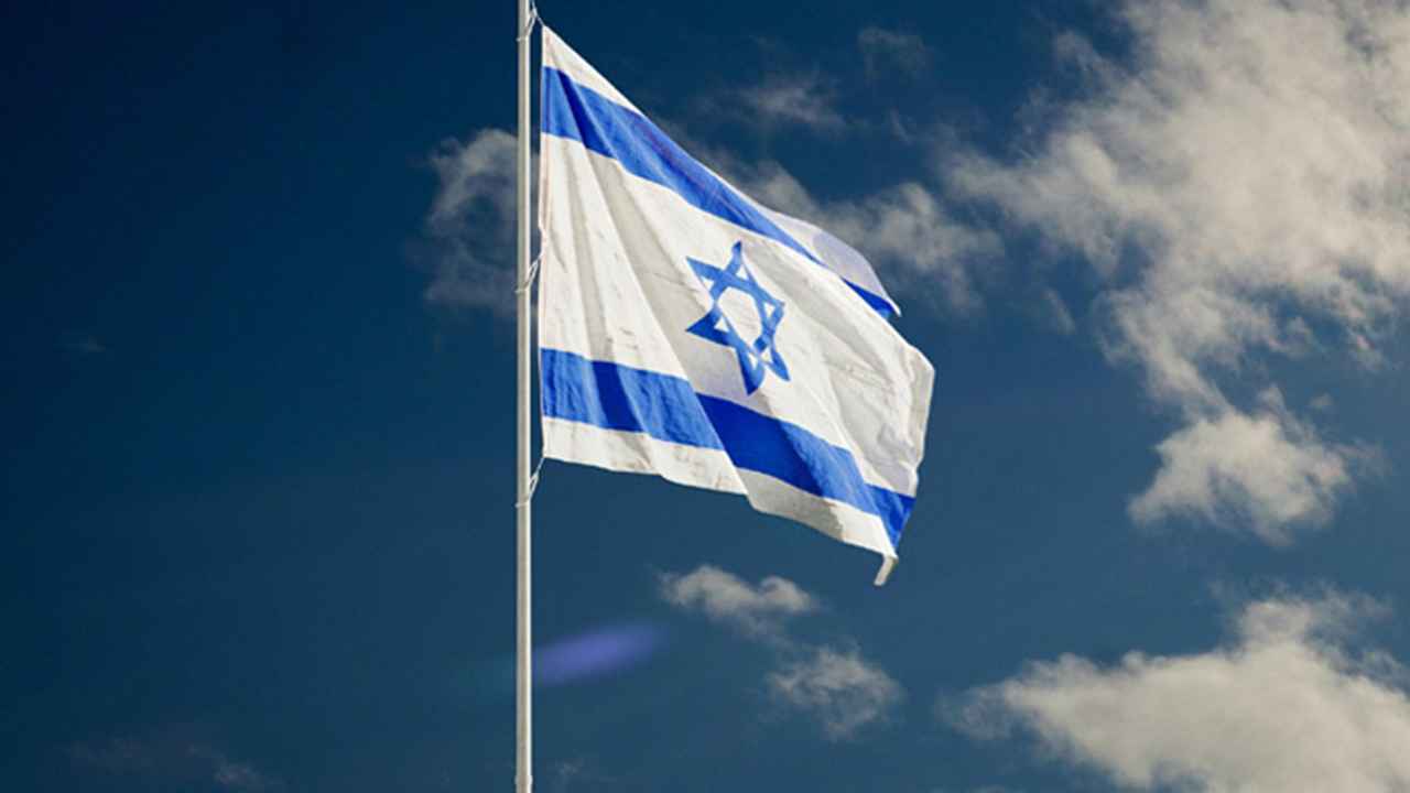 ইরানের হামলার ভয়ে ইসরায়েলে সবকিছু বন্ধ