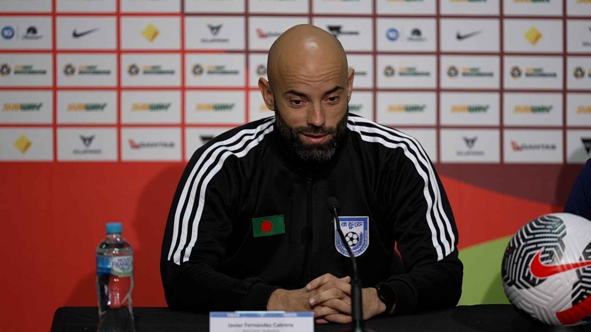 বাফুফের কর্মকর্তা পদত্যাগ করতে বললেন কাবরেরাকে