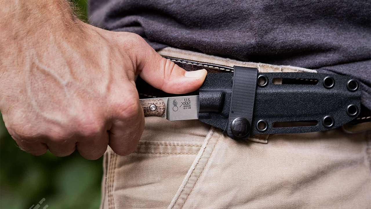 কমান্ডোরা সঙ্গে ছুরি রাখে কেন?