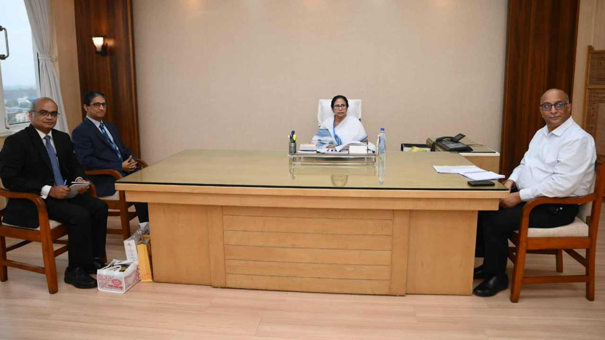 ৯ বছর পর মমতার সঙ্গে বাংলাদেশের হাইকমিশনারের সাক্ষাৎ