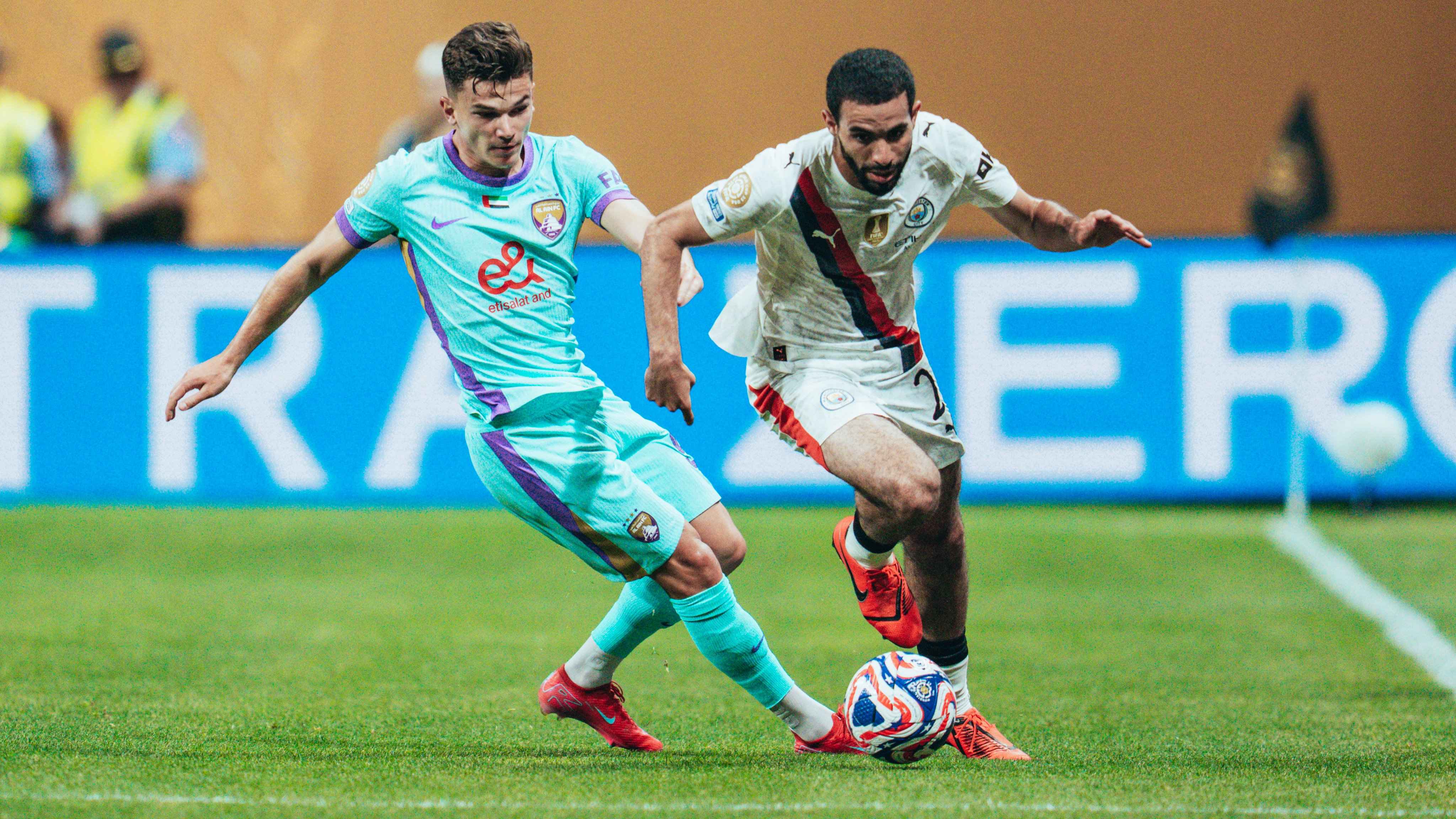 ৬ গোলের জয়ে শেষ ষোলোতে ম্যানসিটি, প্রথম জয় জাবির রিয়ালের