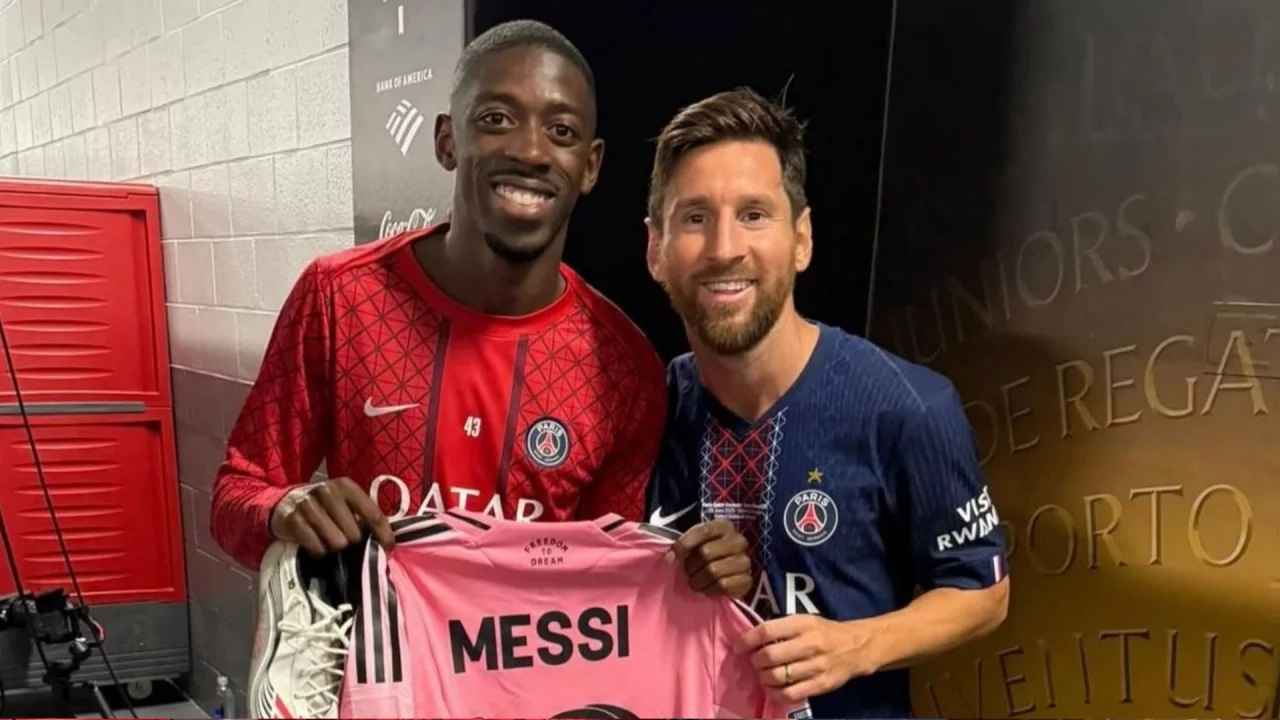 মেসির শর্টসসহ সবকিছু নিয়ে গেলেন দেম্বেলে