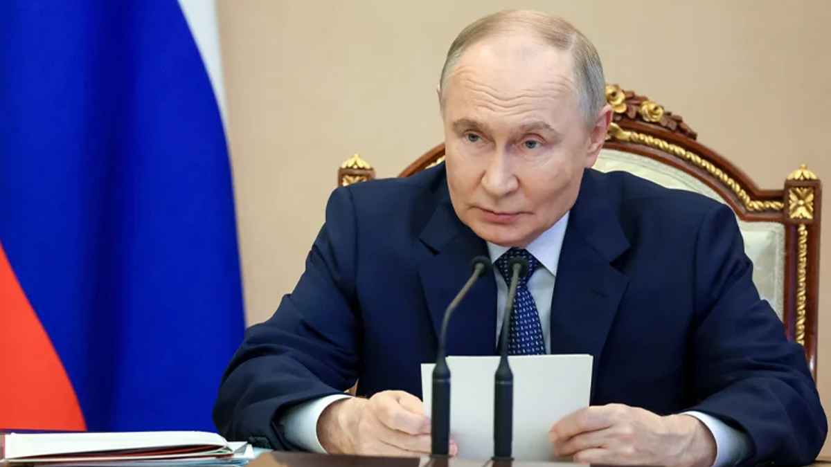 ইরান পারমাণবিক অস্ত্র তৈরির চেষ্টা করছে না: পুতিন