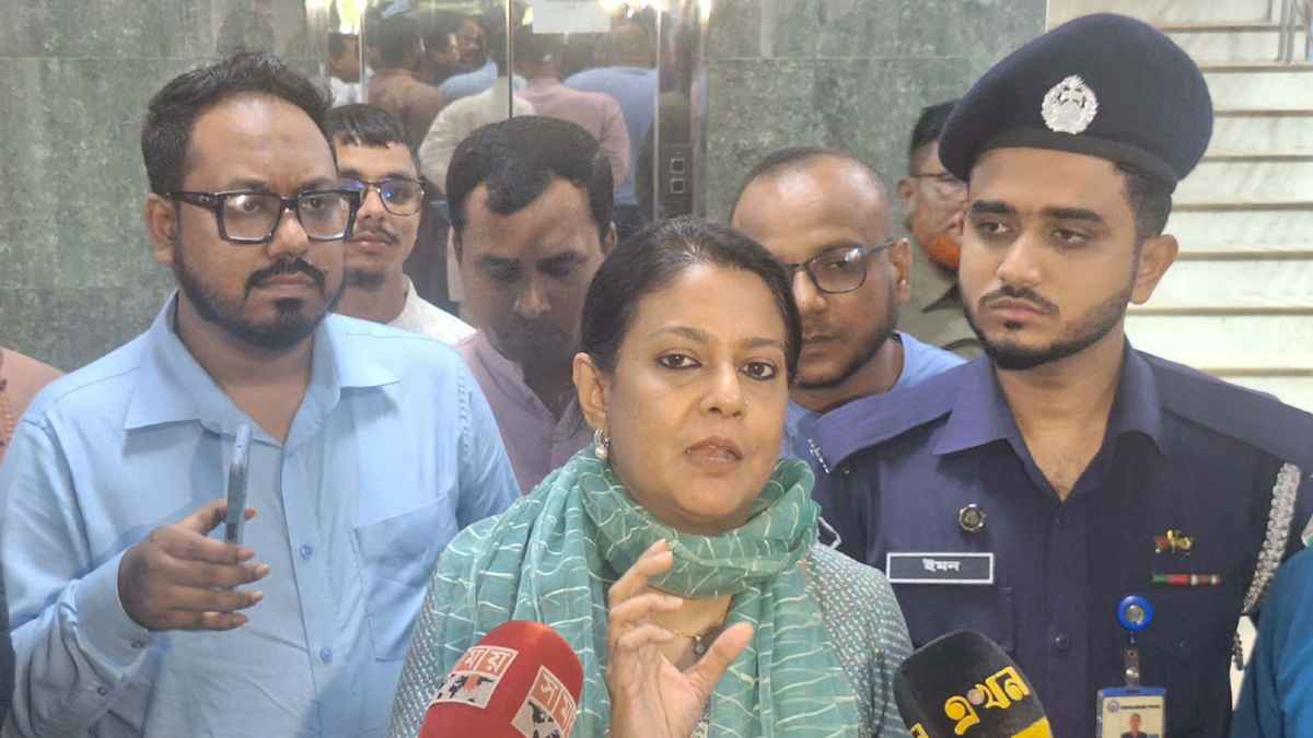 অবৈধভাবে পাথর উত্তোলনে কঠোর ব্যবস্থা: সিলেটে রিজওয়ানা