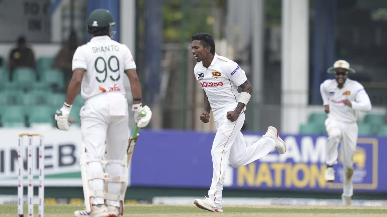 চার উইকেট হারিয়ে বিপদে বাংলাদেশ