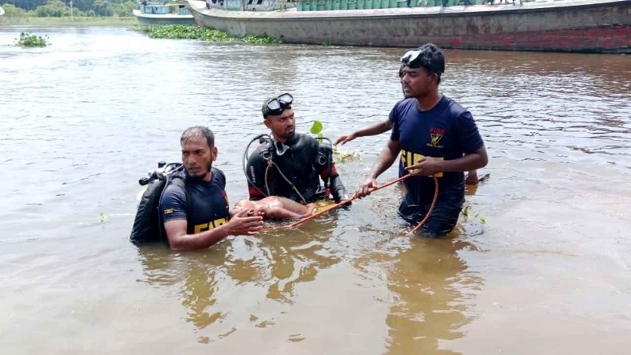 চাঁদপুরে ডাকাতিয়া নদী থেকে শিশুর মরদেহ উদ্ধার