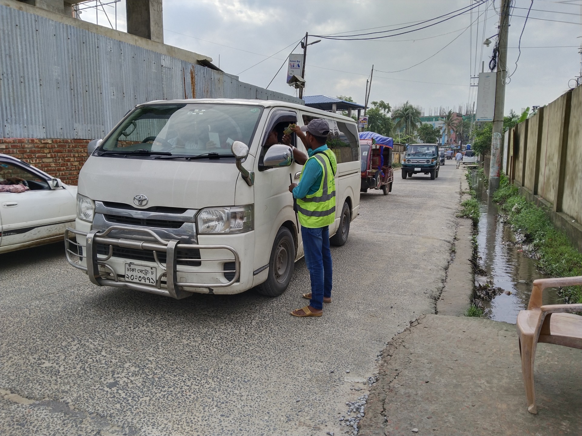 thumbnail_1000180068