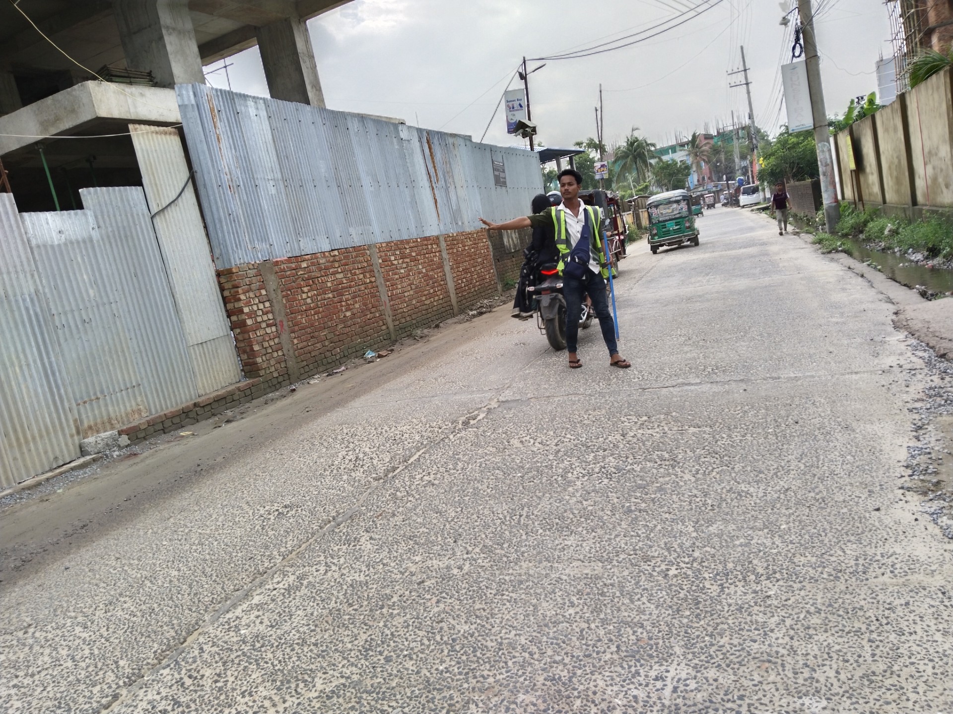 thumbnail_1000180070