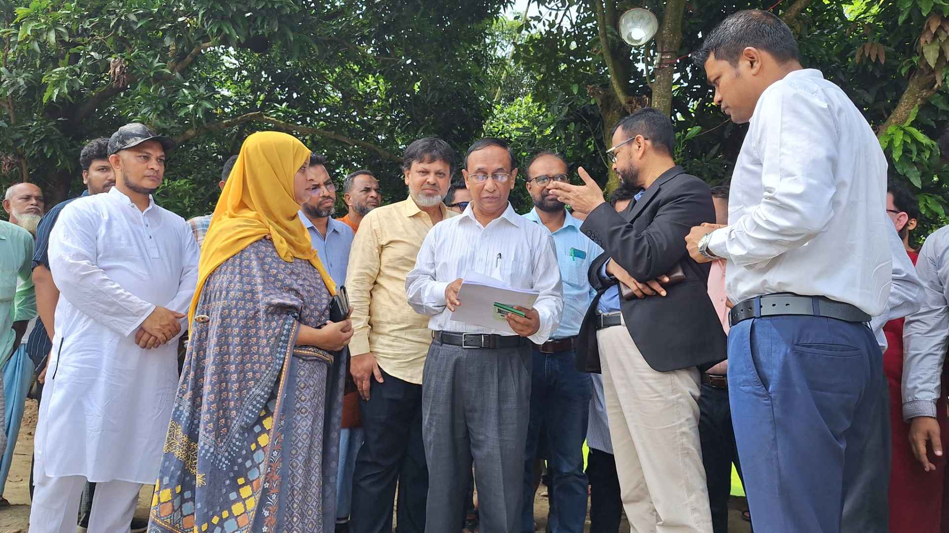 ঢাকা মেইলে খবর প্রকাশ: ফেনীর সেই ঝুঁকিপূর্ণ ব্রিজ পরিদর্শনে পানিসম্পদ
