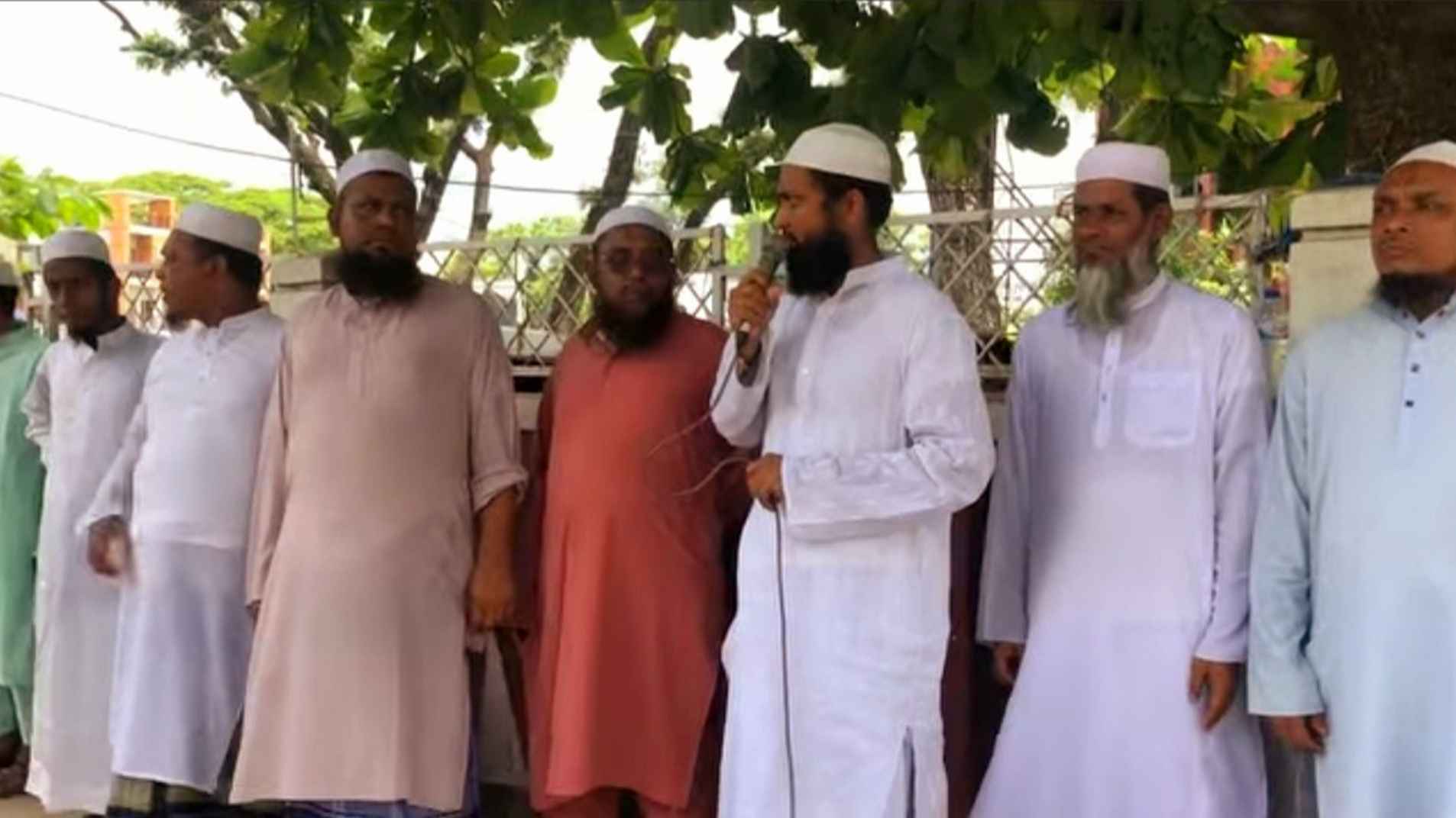 হবিগঞ্জে মাদরাসা ছাত্র হত্যাকারীদের গ্রেফতারের দাবিতে মানববন্ধন