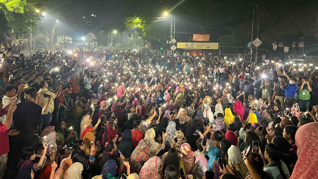 নিরাপত্তা রক্ষায় ‘কঠোর’ হতে চায় সরকার