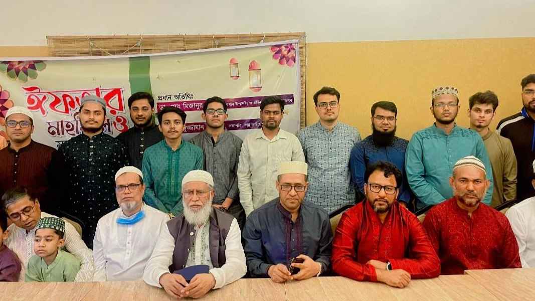 ঢাকাস্থ ঝিকরগাছার ‘বল্লা ফাউন্ডেশনে’র ইফতার মাহফিল অনুষ্ঠিত