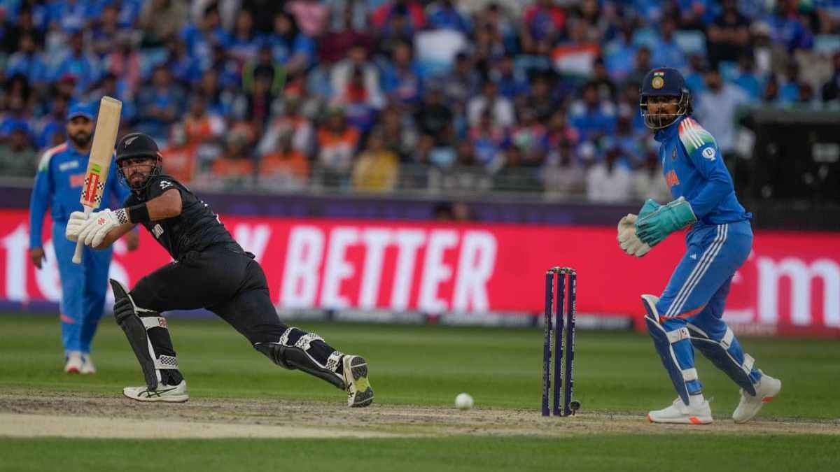 আইপিএলে কোহলির ব্যাঙ্গালুরুর হয়ে খেলতে চান আমির