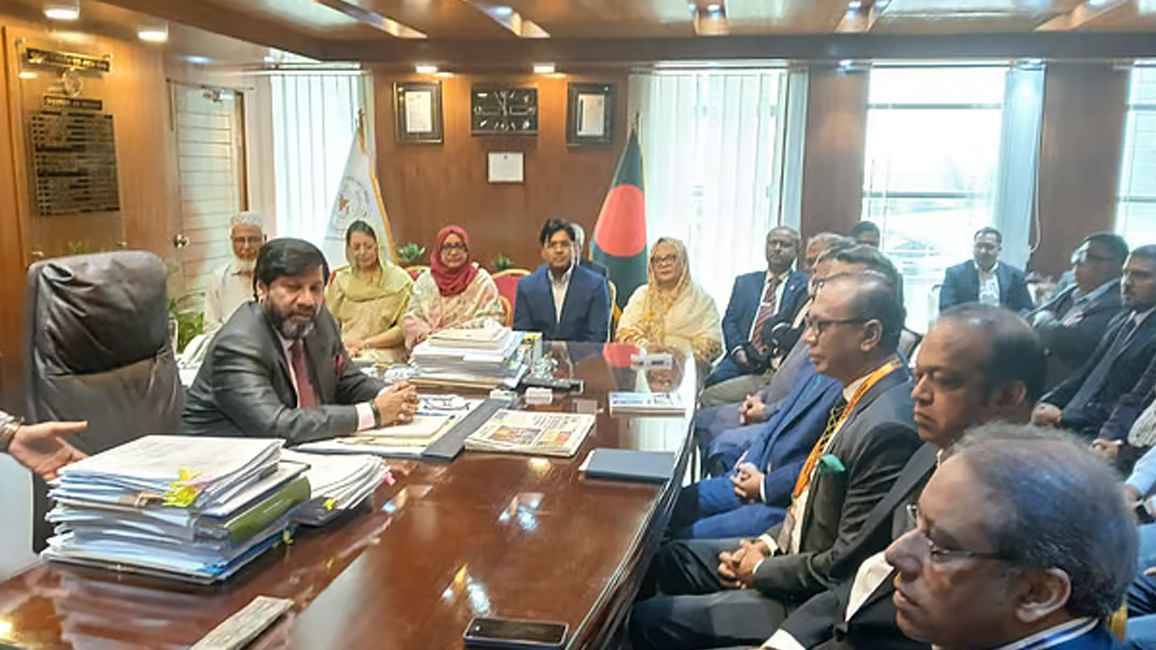 নানা নাটকীয়তার শেষে স্বাভাবিক বিএসইসি’র কার্যক্রম