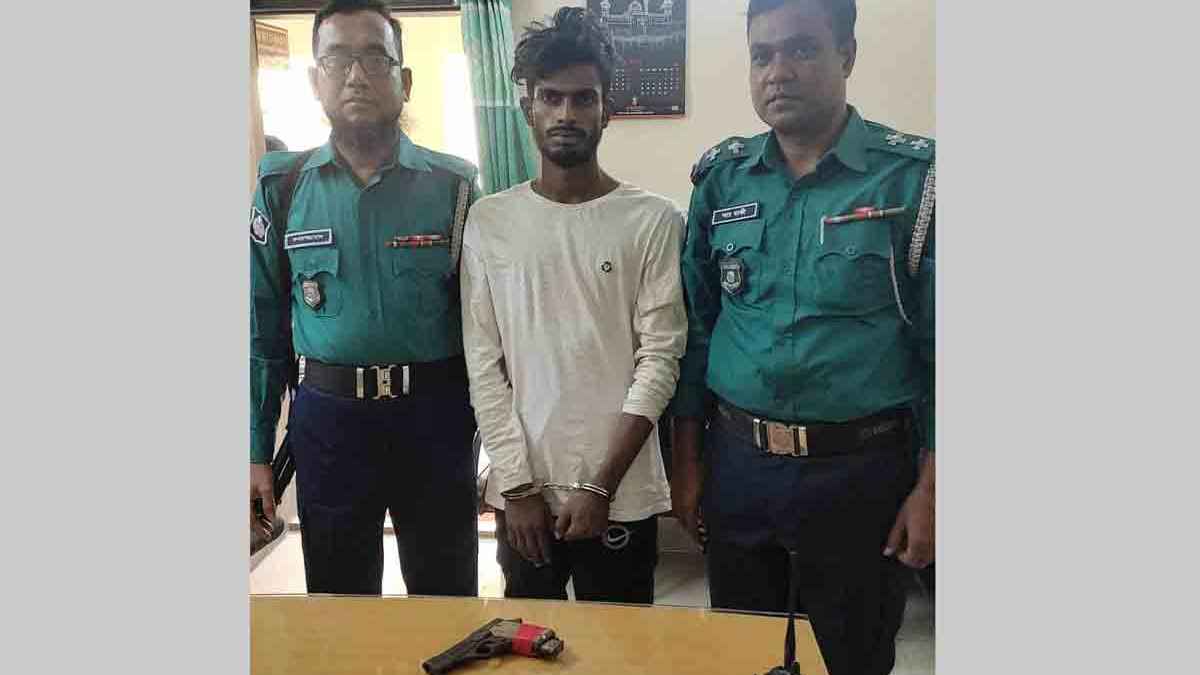 রাজধানীতে পিস্তলসহ যুবক গ্রেফতার