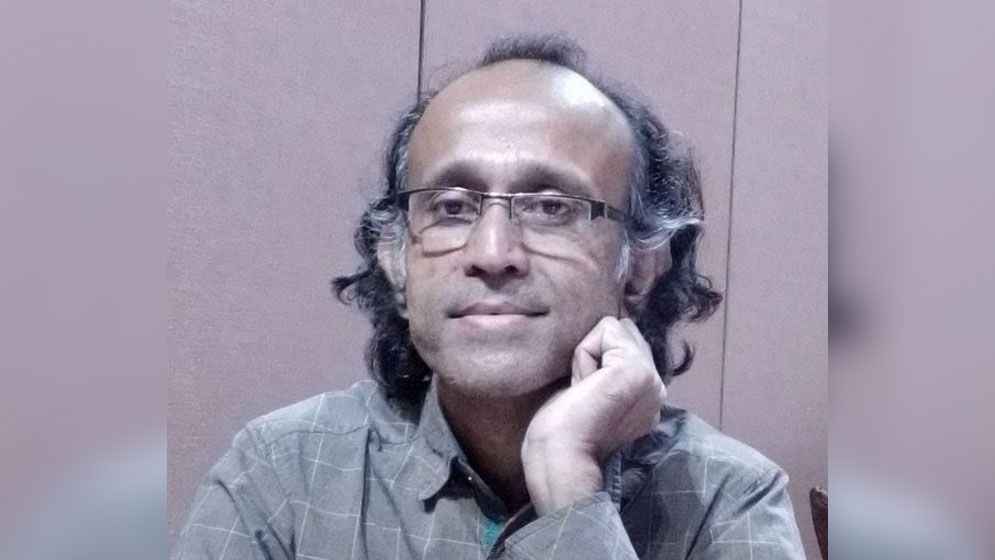 ধর্মীয় অনুভূতিতে আঘাতের অভিযোগে রাখাল রাহার বিরুদ্ধে মামলা