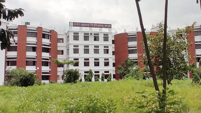 বেরোবির শিক্ষার্থীকে মারধর, আটক ১