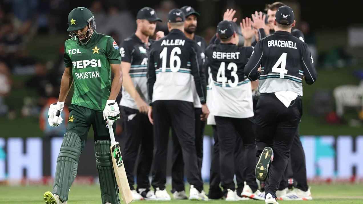 পাকিস্তানের বিপক্ষে ওয়ানডে সিরিজের দল ঘোষণা নিউজিল্যান্ডের