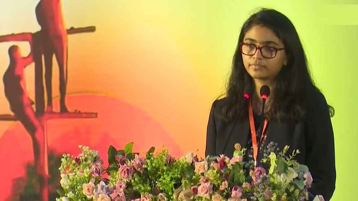 ‘গে অ্যাক্টিভিস্ট’ অভিযোগের বিষয়ে যা বললেন তাসনিম জারা