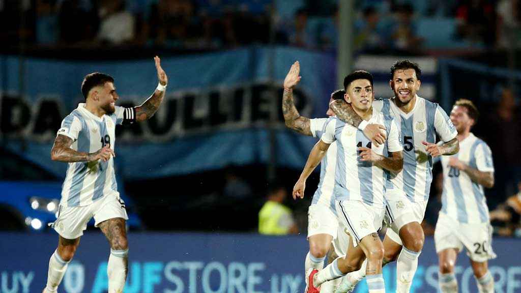 ব্রাজিলের বিপক্ষে মাঠে নামার আগে বিশ্বকাপে জায়গা পাকা করল আর্জেন্টিনা